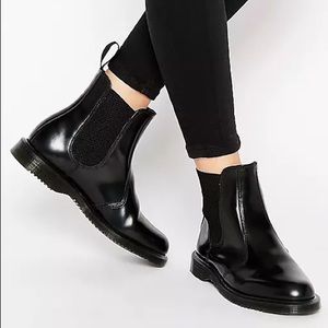 Best 25+ Deals for Doc Martens Flora Boots | Poshmark